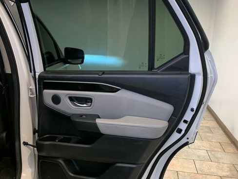 Used 2024 Honda Pilot EX-L image 50
