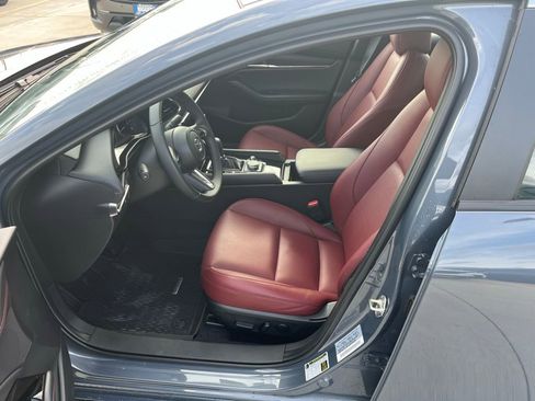 Used 2026 MAZDA MAZDA3 Carbon image 11