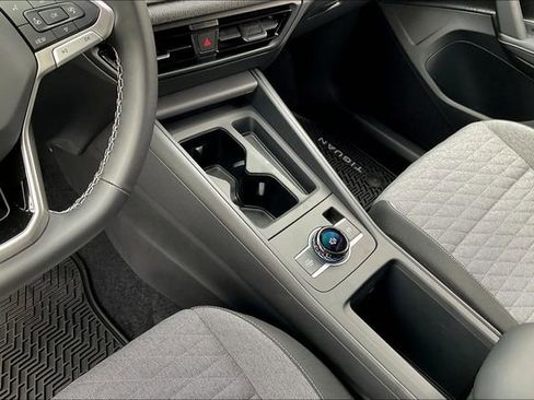 New 2025 Volkswagen Tiguan S image 9