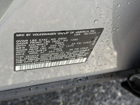 New 2026 Volkswagen Atlas SE image 30