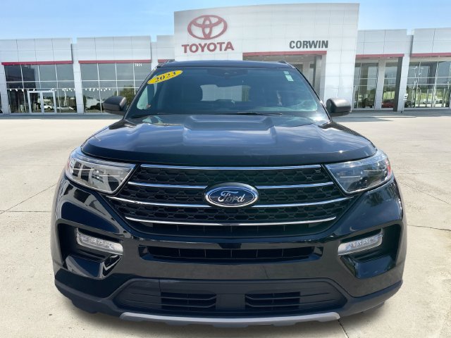 Used 2023 Ford Explorer XLT w/ Equipment Group 202A AWD/4WD image 8