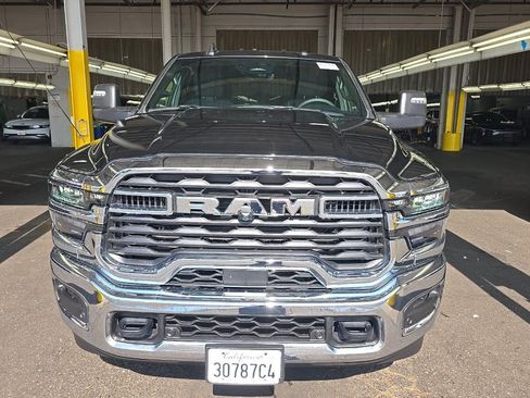 Used 2026 RAM 2500 Big Horn AWD/4WD image 3