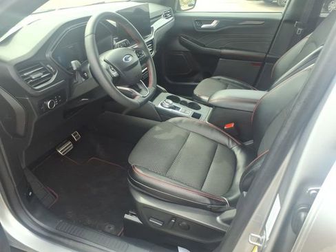 Certified 2023 Ford Escape ST-Line w/ Tech Pack #1 AWD/4WD image 16