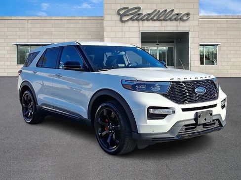 Used 2022 Ford Explorer ST w/ Equipment Group 401A image 2