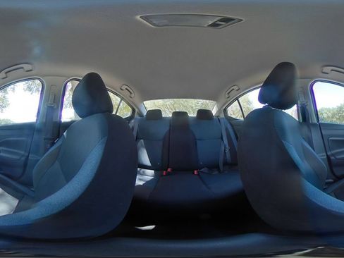 Used 2025 Nissan Versa SV FWD image 35