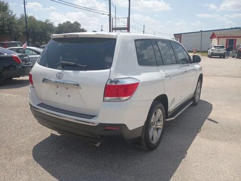 Used 2013 Toyota Highlander Limited FWD image 5