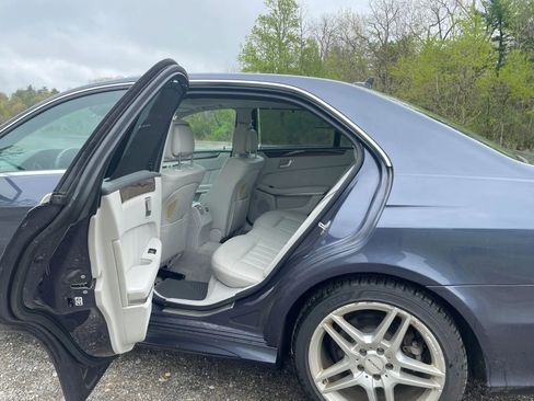 Used 2015 Mercedes-Benz E 400 4MATIC Sedan image 14