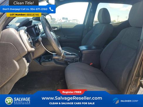 Used 2019 Toyota Tacoma TRD Off-Road AWD/4WD image 9