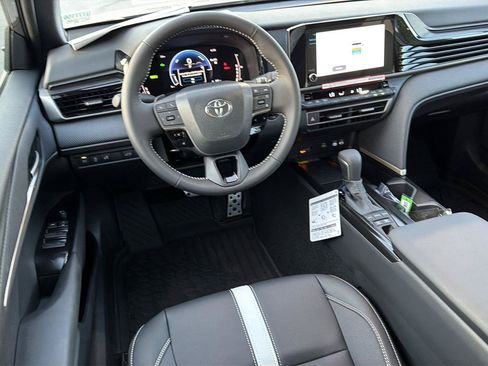 New 2026 Toyota Camry SE FWD image 18