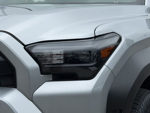 Used 2025 Toyota 4Runner SR5 RWD image 6
