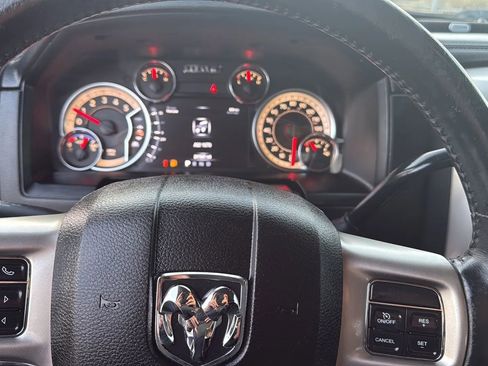 Used 2018 RAM 2500 Laramie image 11