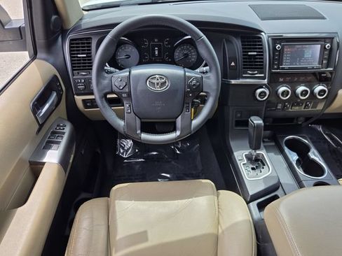 Used 2019 Toyota Sequoia Limited w/ Safety & Convenience Package RWD image 12