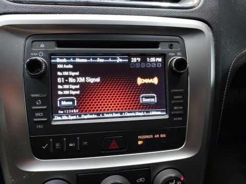 Used 2016 GMC Acadia SLE image 13