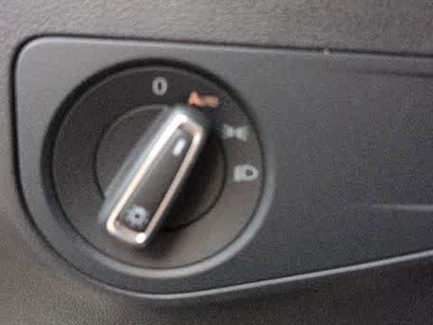 Certified 2023 Volkswagen Tiguan SE AWD/4WD image 20