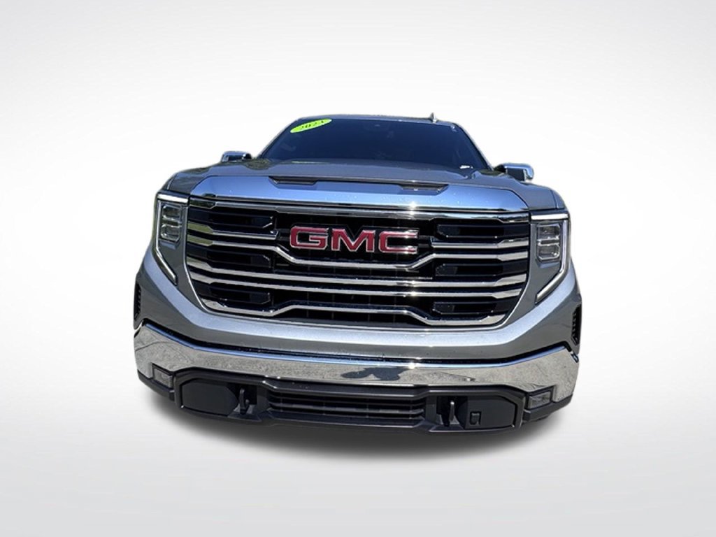 Used 2023 GMC Sierra 1500 SLT w/ SLT Premium Package AWD/4WD image 2