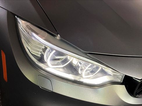 Used 2017 BMW M4 Coupe image 27