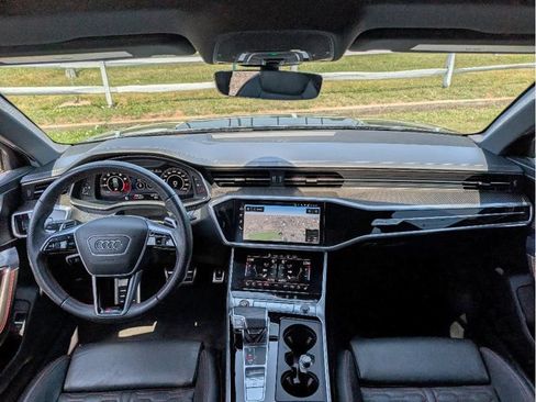 Used 2021 Audi RS 6 w/ Executive Package AWD/4WD image 33