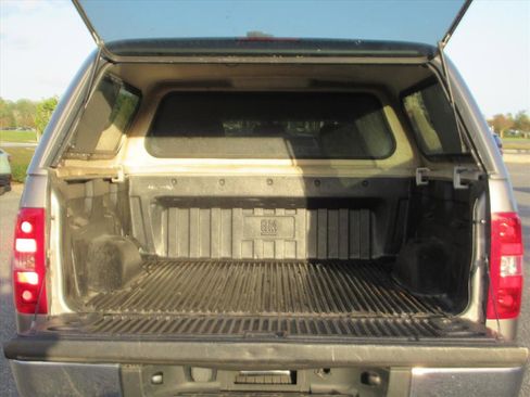 Used 2013 Chevrolet Silverado 1500 LT image 6