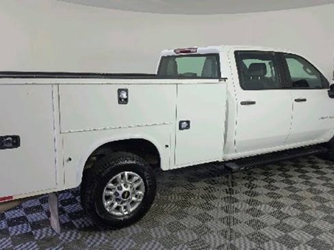 Used 2022 Chevrolet Silverado 2500 W/T w/ WT Fleet Convenience Package AWD/4WD image 12