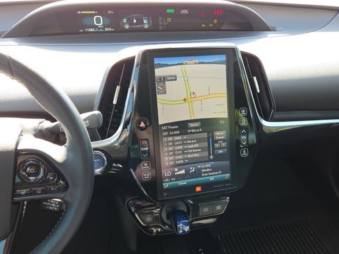 Used 2022 Toyota Prius Limited w/ Premium Convenience Package image 24