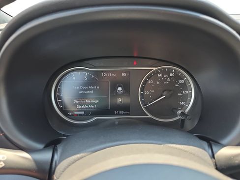 Used 2020 Nissan Kicks SR w/ SR Premium Package FWD image 19