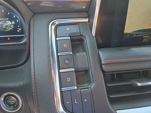 Used 2023 Chevrolet Tahoe RST image 24