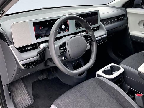 Used 2022 Hyundai Ioniq 5 SE w/ Cargo Package image 3