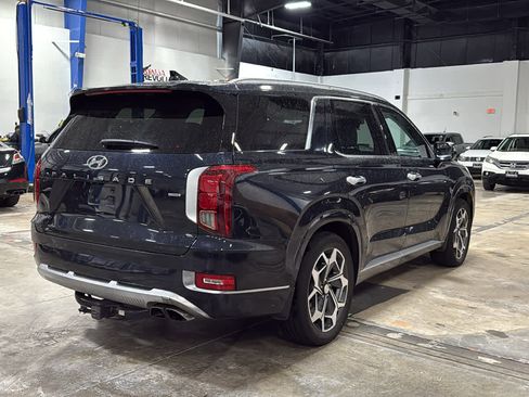 Used 2021 Hyundai Palisade Calligraphy image 3