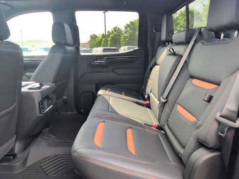 New 2026 GMC Sierra 1500 AT4 w/ AT4 Premium Package AWD/4WD image 37