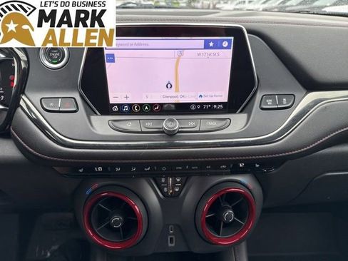 Used 2021 Chevrolet Blazer RS w/ LPO, Floor Liner Package FWD image 9