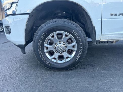Used 2024 RAM 2500 Laramie image 28