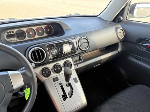 Used 2008 Scion xB image 37