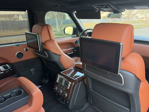 Used 2017 Land Rover Range Rover Long Wheelbase Autobiography image 21