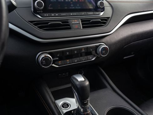 Used 2019 Nissan Altima 2.5 SR w/ SR Premium Package image 25