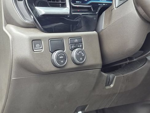 Used 2023 Chevrolet Silverado 1500 LT RWD image 19