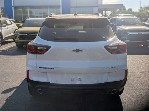 New 2026 Chevrolet TrailBlazer RS w/ Convenience Package FWD image 7