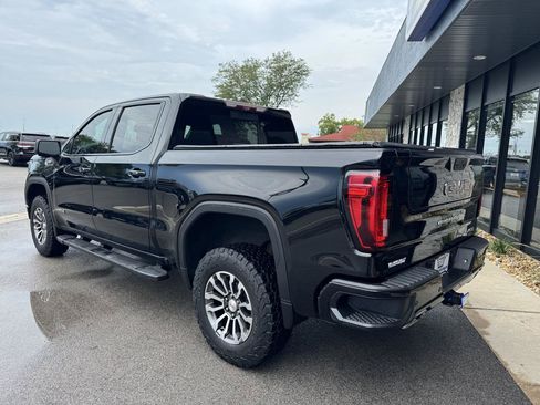 Used 2020 GMC Sierra 1500 AT4 w/ AT4 Premium Package AWD/4WD image 3