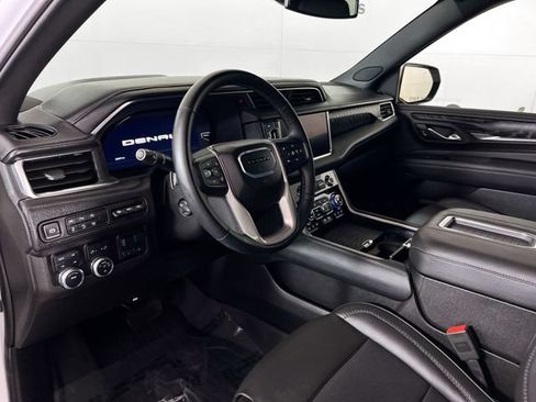 Used 2024 GMC Yukon Denali w/ Max Trailering Package AWD/4WD image 3