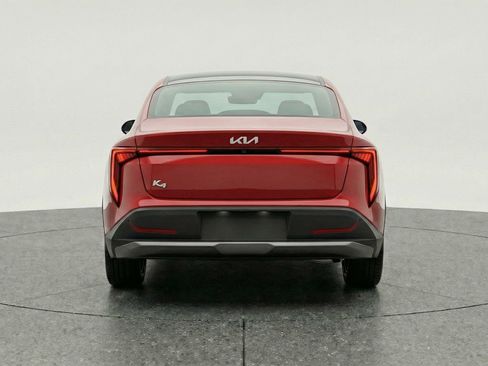 Used 2025 Kia K4 LXS image 7