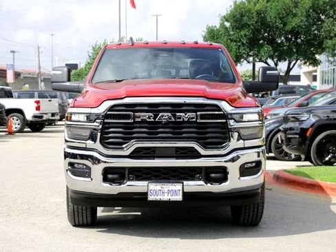 Used 2026 RAM 2500 Tradesman AWD/4WD image 8
