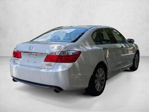Used 2013 Honda Accord Touring image 5