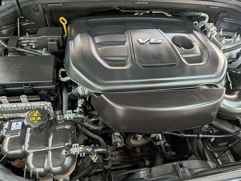 Used 2018 Dodge Durango SXT w/ 3rd Row Seating Group RWD image 28