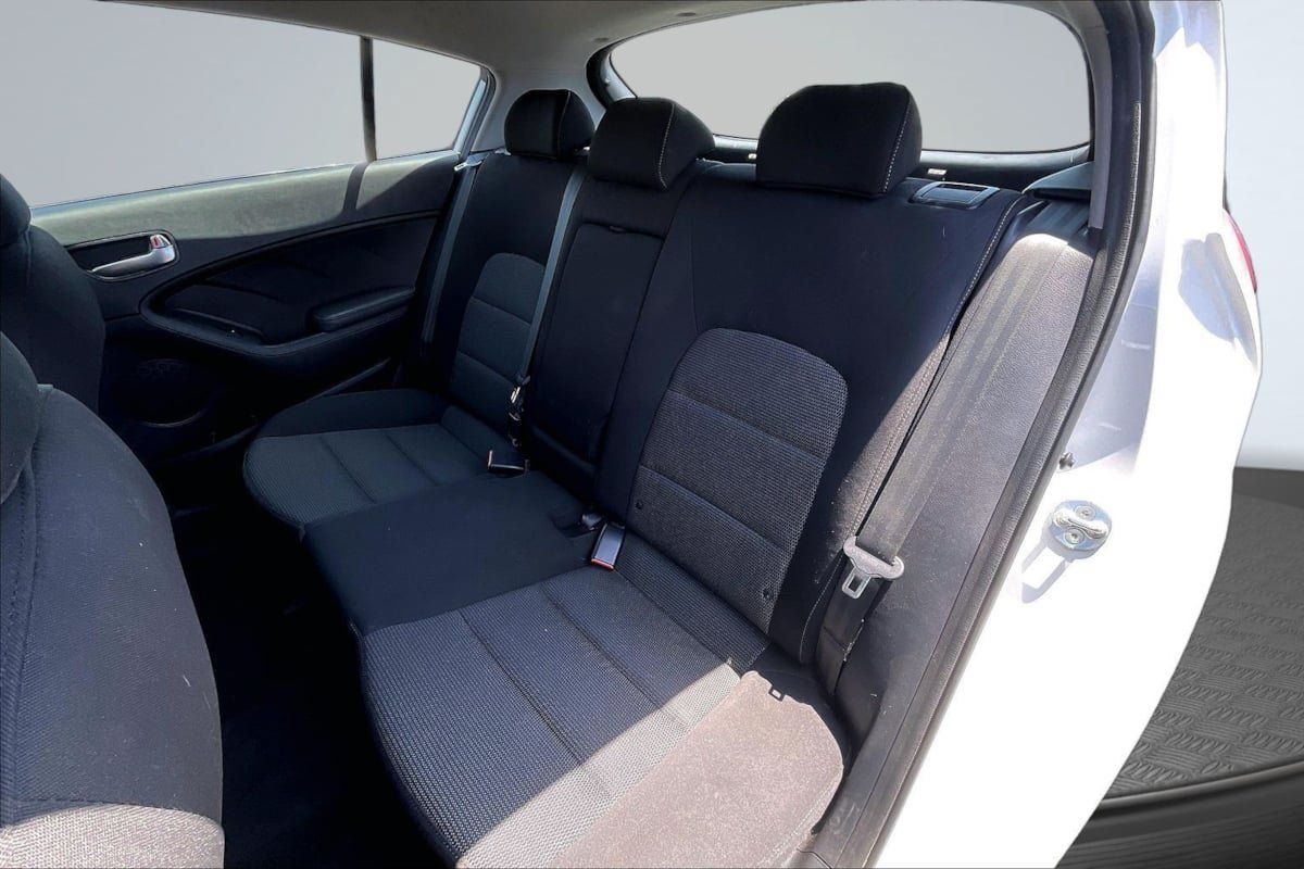Used 2017 Kia Forte LX FWD image 26