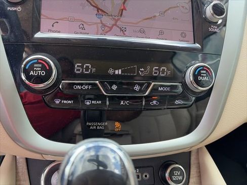 Used 2019 Nissan Murano SL image 17