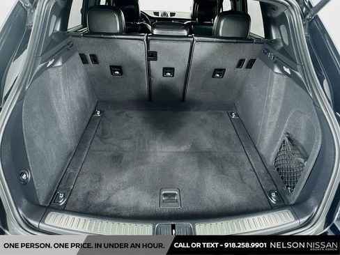 Used 2017 Porsche Macan image 28