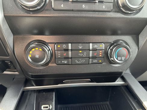 Used 2019 Ford F150 XLT w/ Equipment Group 302A Luxury AWD/4WD image 59
