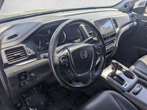 Used 2017 Honda Ridgeline RTL-T image 15