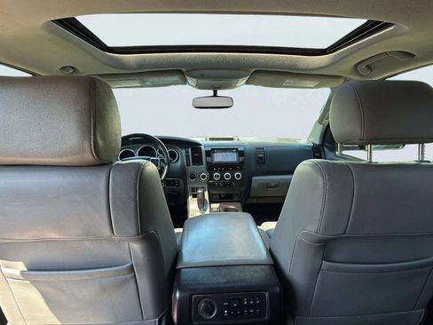 Used 2017 Toyota Sequoia SR5 w/ Premium Package AWD/4WD image 14