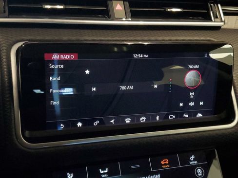 Used 2019 Land Rover Range Rover Velar S AWD/4WD image 16