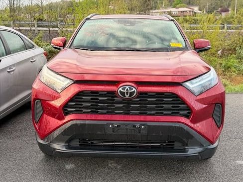 Used 2024 Toyota RAV4 XLE w/ Convenience Package image 6